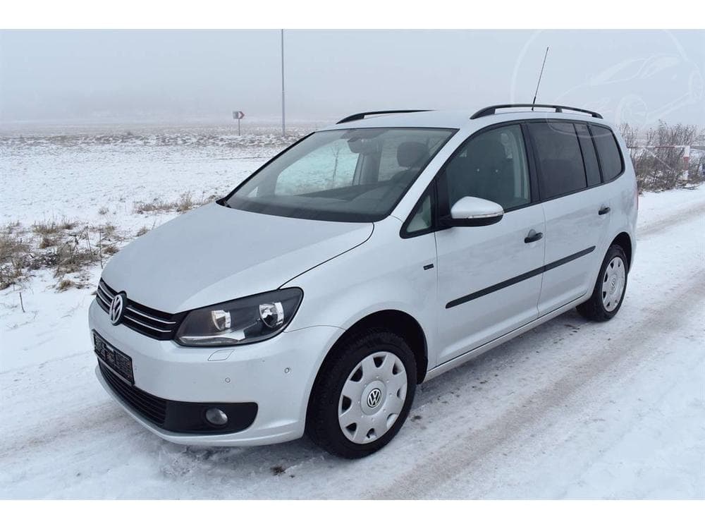 Volkswagen Touran 2,0 TDI DSG,1.M,PDC,KRÁSNÝ!
