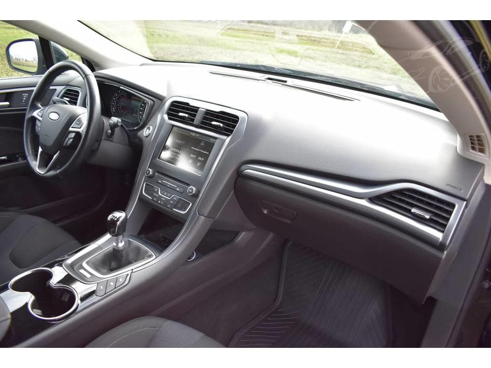 2015 Ford Mondeo - 12