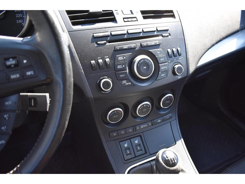 2012 Mazda 3 - 23