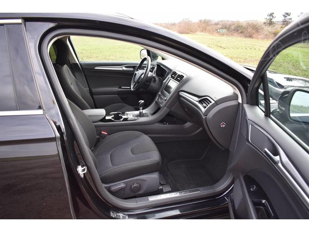 2015 Ford Mondeo - 13