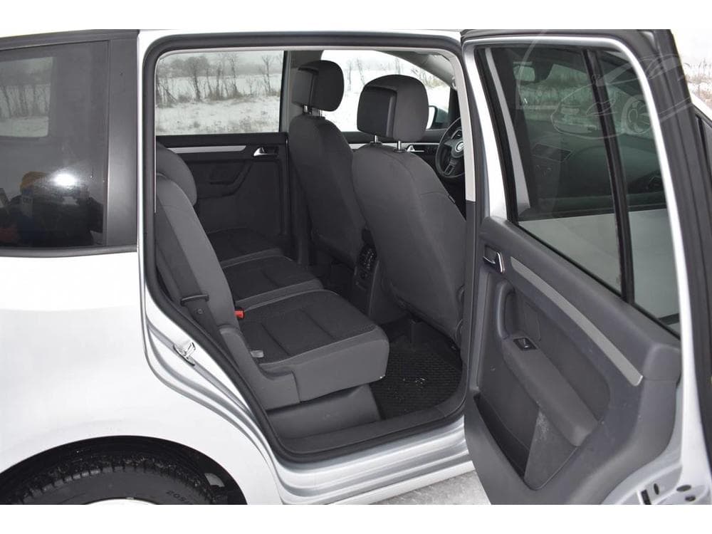 2014 Volkswagen Touran - 14