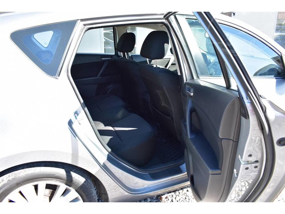 2012 Mazda 3 - 31