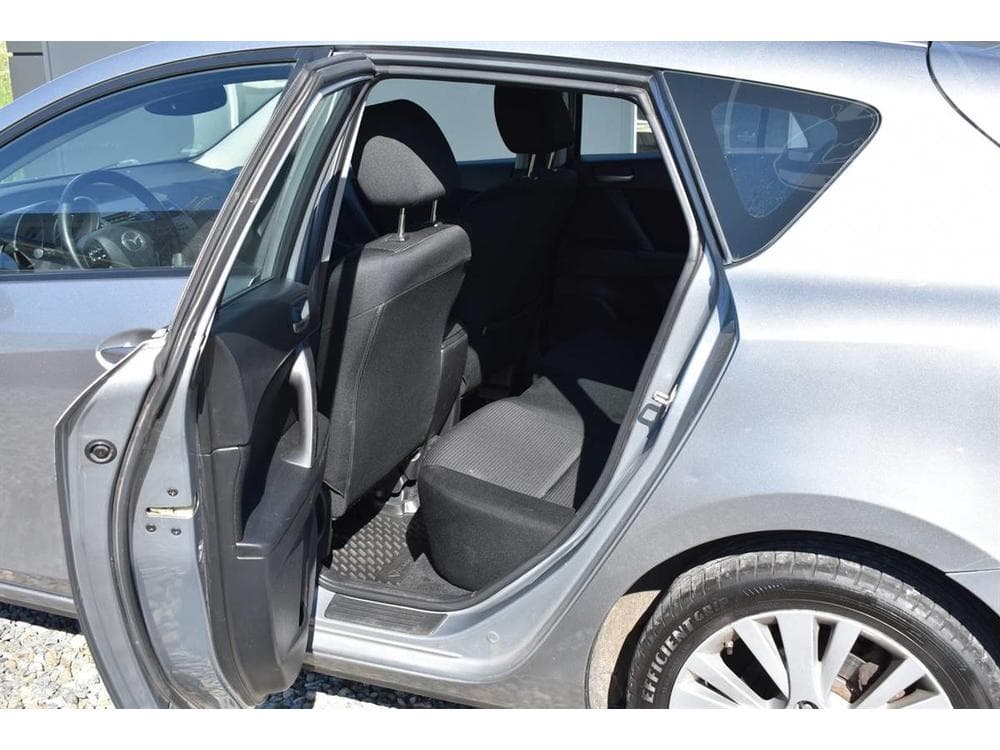 2012 Mazda 3 - 35