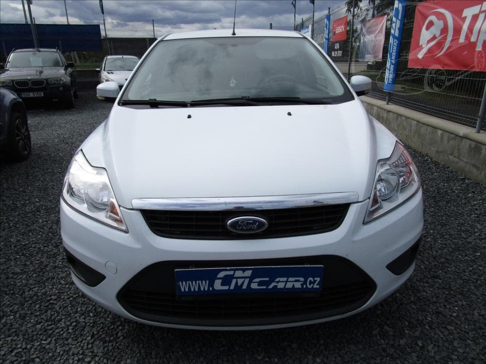 2010 Ford Focus - 4