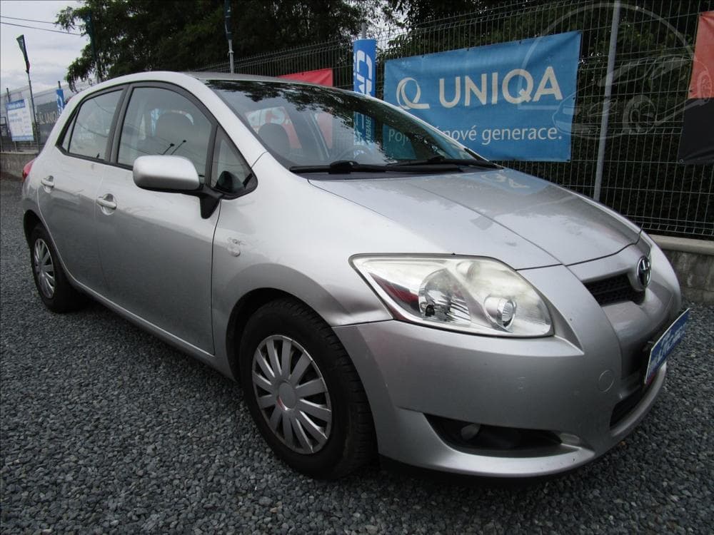 2008 Toyota Auris - 7