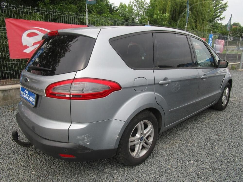 2015 Ford S-MAX - 4