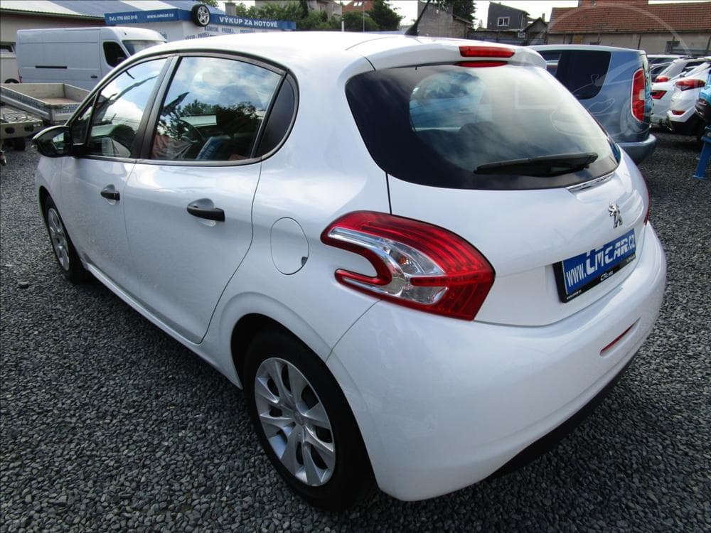 2013 Peugeot 208 - 4