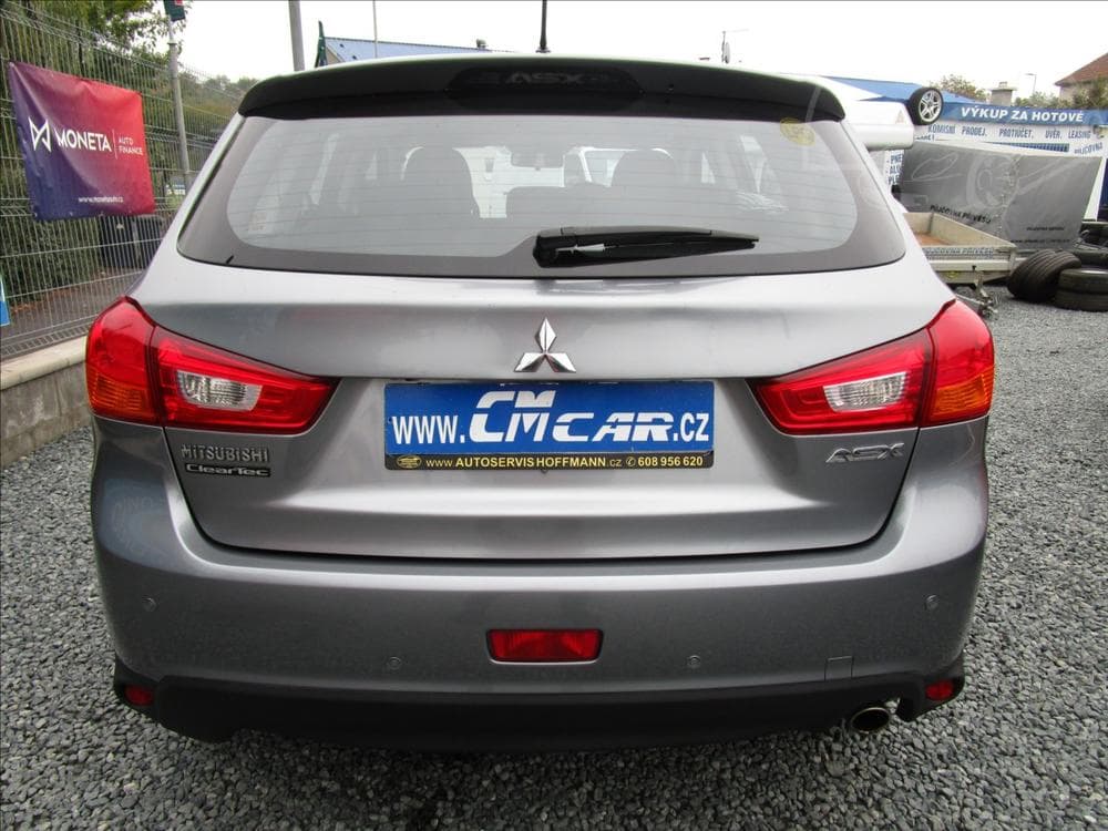 2015 Mitsubishi ASX - 5