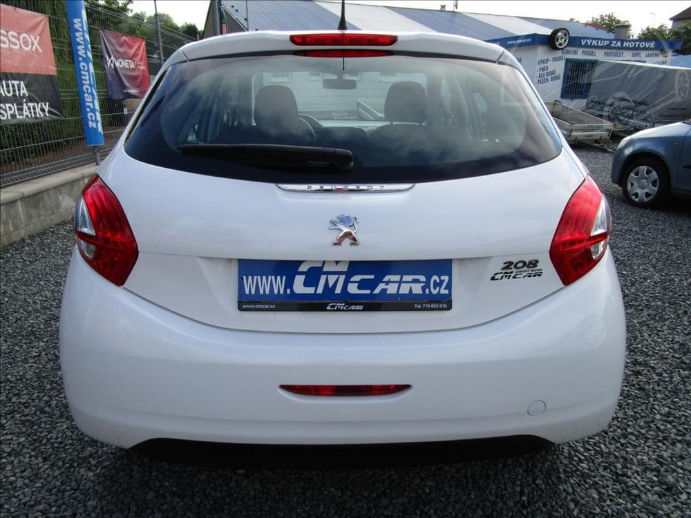 2013 Peugeot 208 - 5