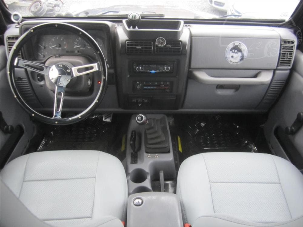 1998 Jeep Wrangler - 7