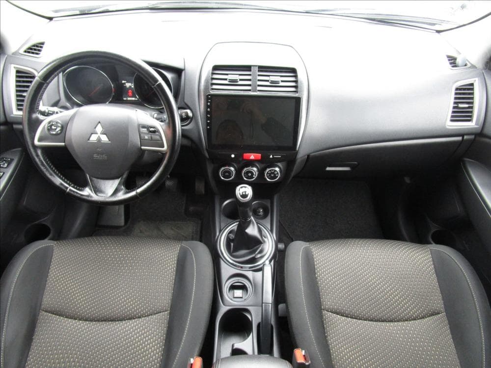 2015 Mitsubishi ASX - 7