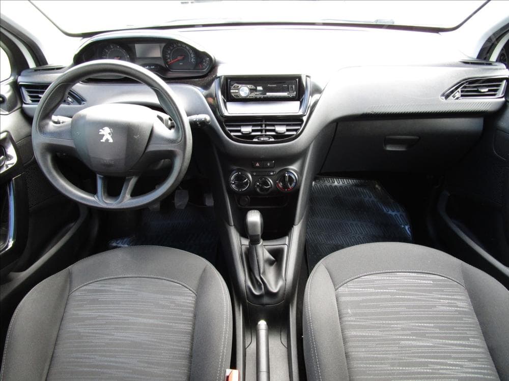 2013 Peugeot 208 - 7