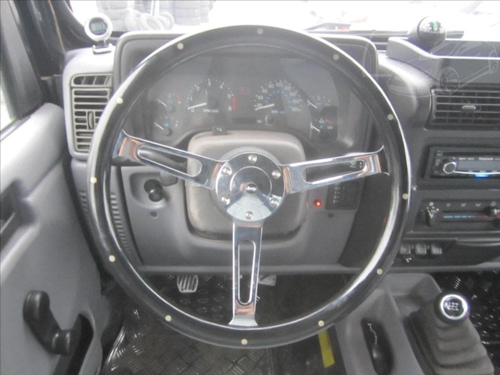 1998 Jeep Wrangler - 8