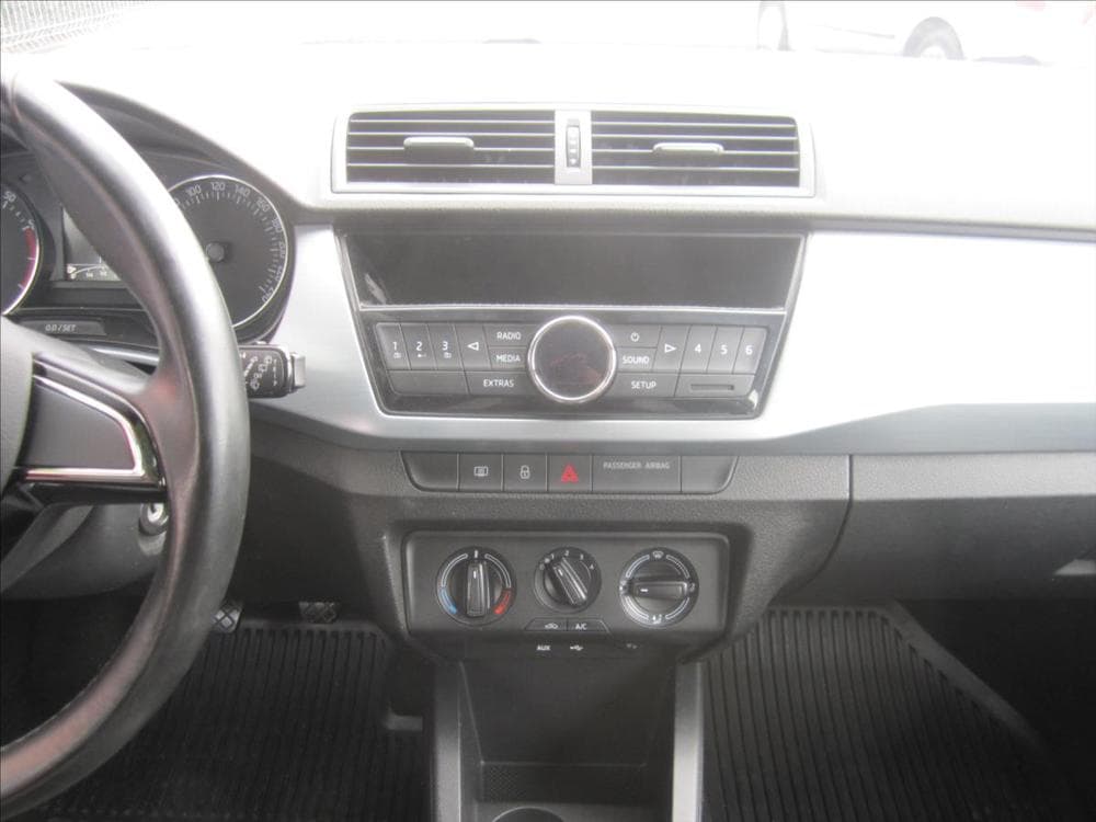2017 Škoda FABIA - 17