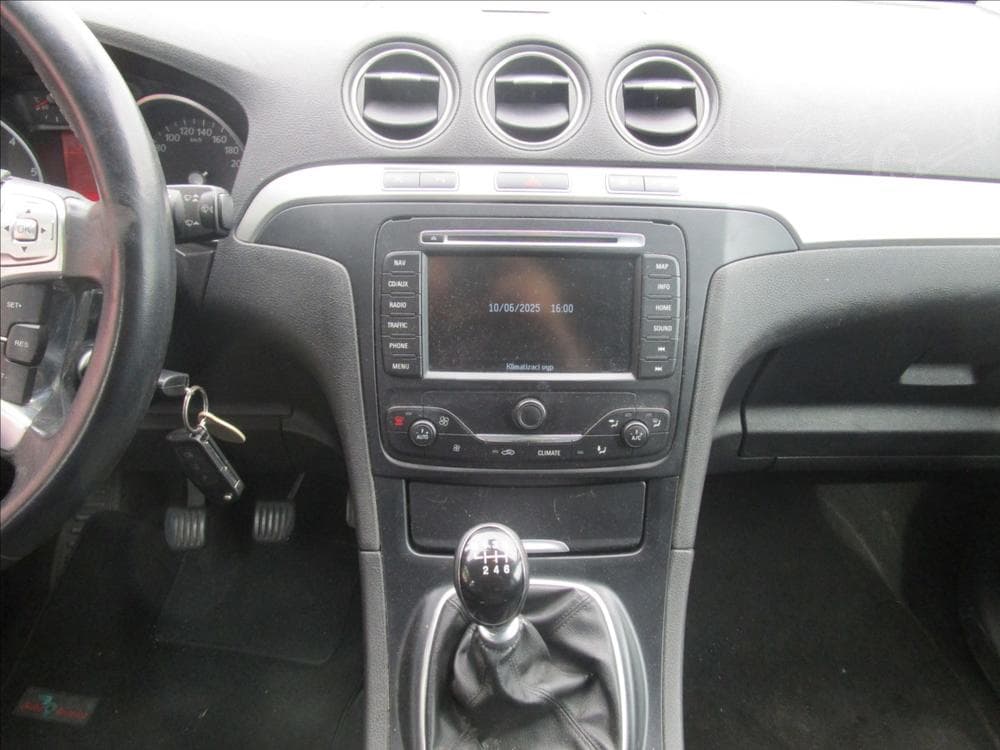 2015 Ford S-MAX - 9