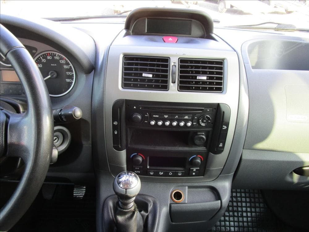 2015 Citroen Jumpy - 10