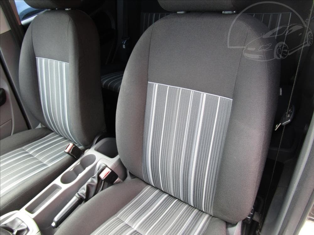 2010 Ford Focus - 34