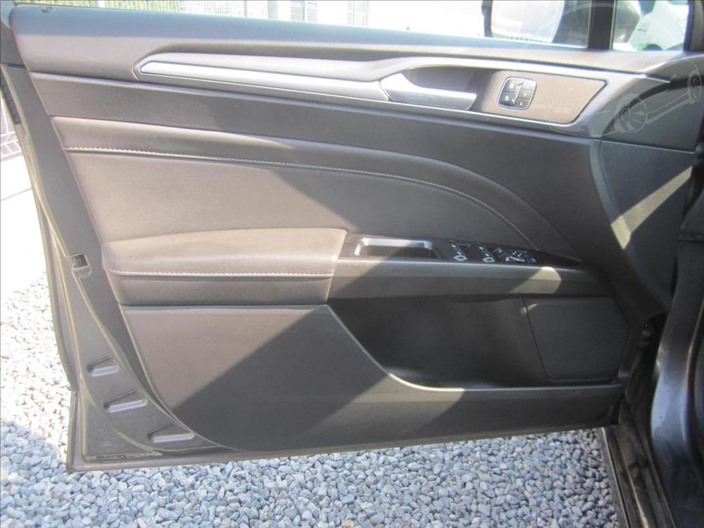 2016 Ford MONDEO - 14