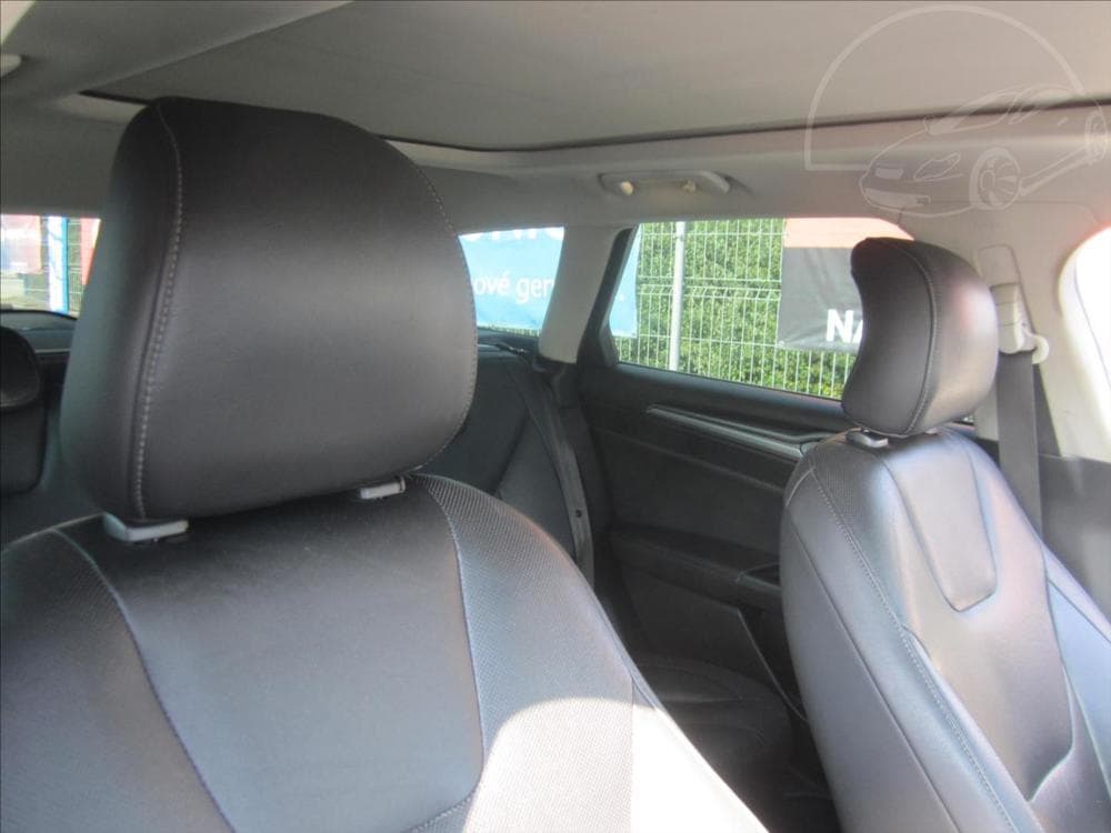 2016 Ford MONDEO - 18