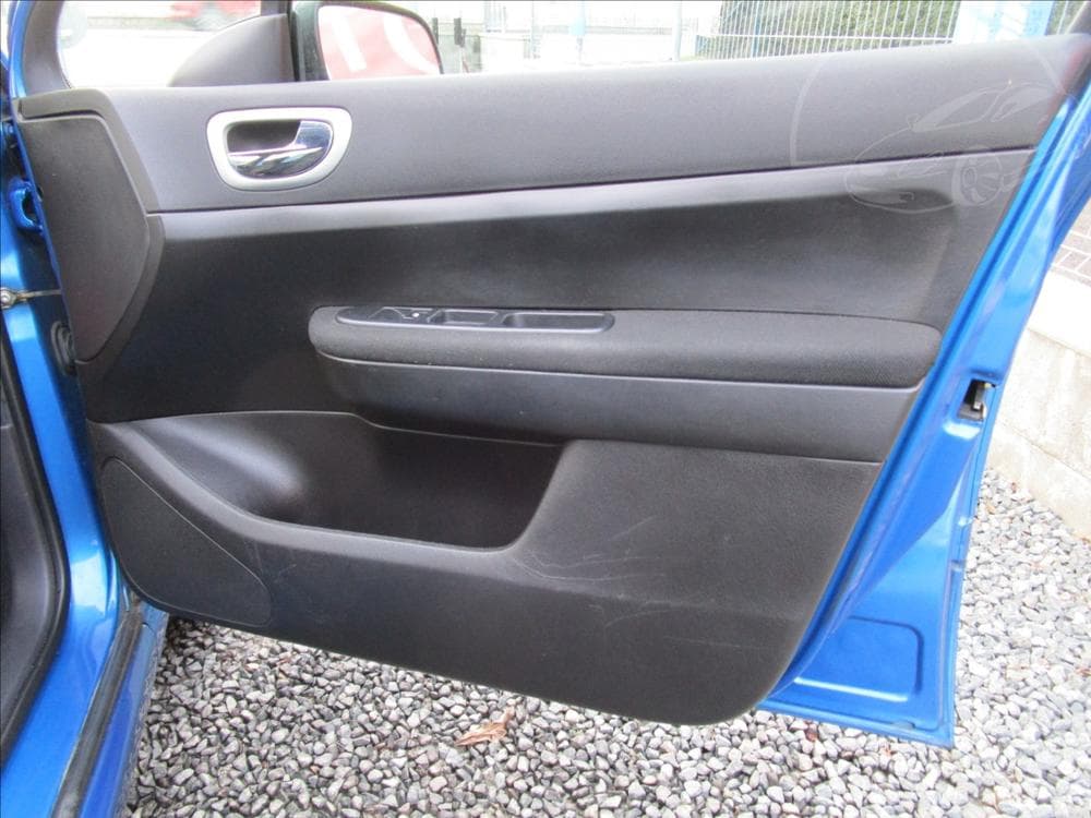 2005 Peugeot 307 - 19