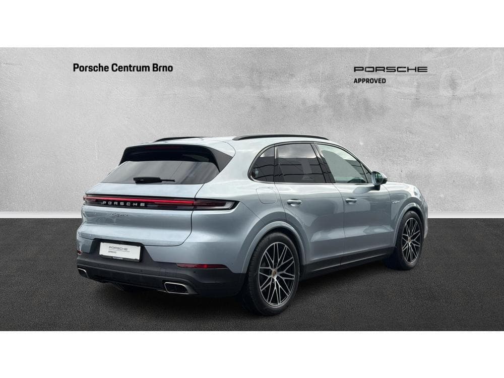 2024 Porsche Cayenne - 6