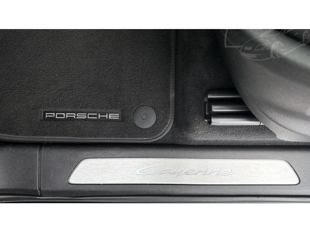 2024 Porsche Cayenne - 19