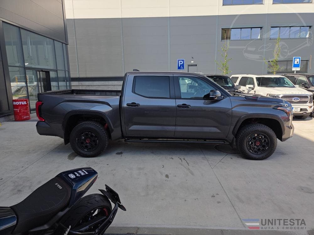 2026 Toyota TUNDRA - 10