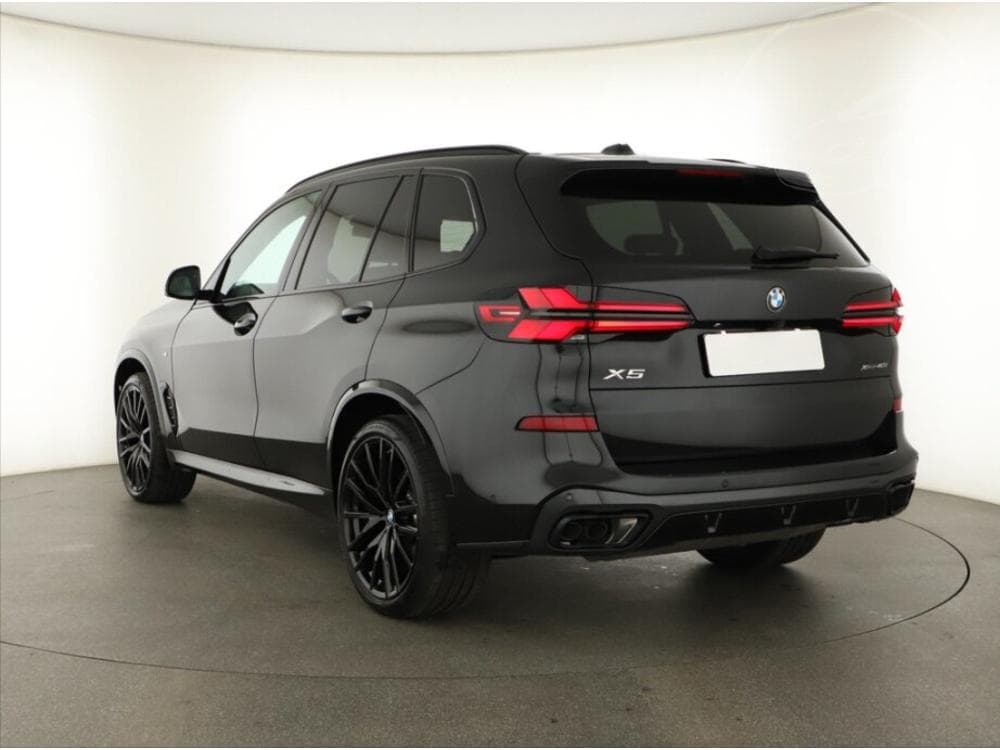 2024 BMW X5 - 10