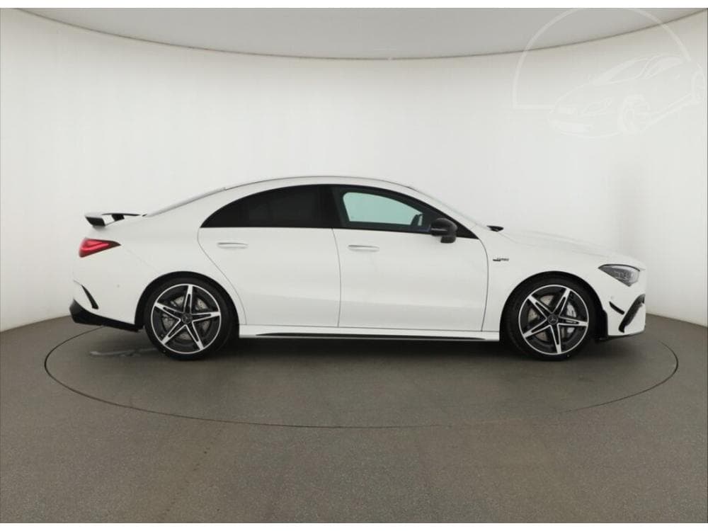 2025 Mercedes-Benz CLA - 11