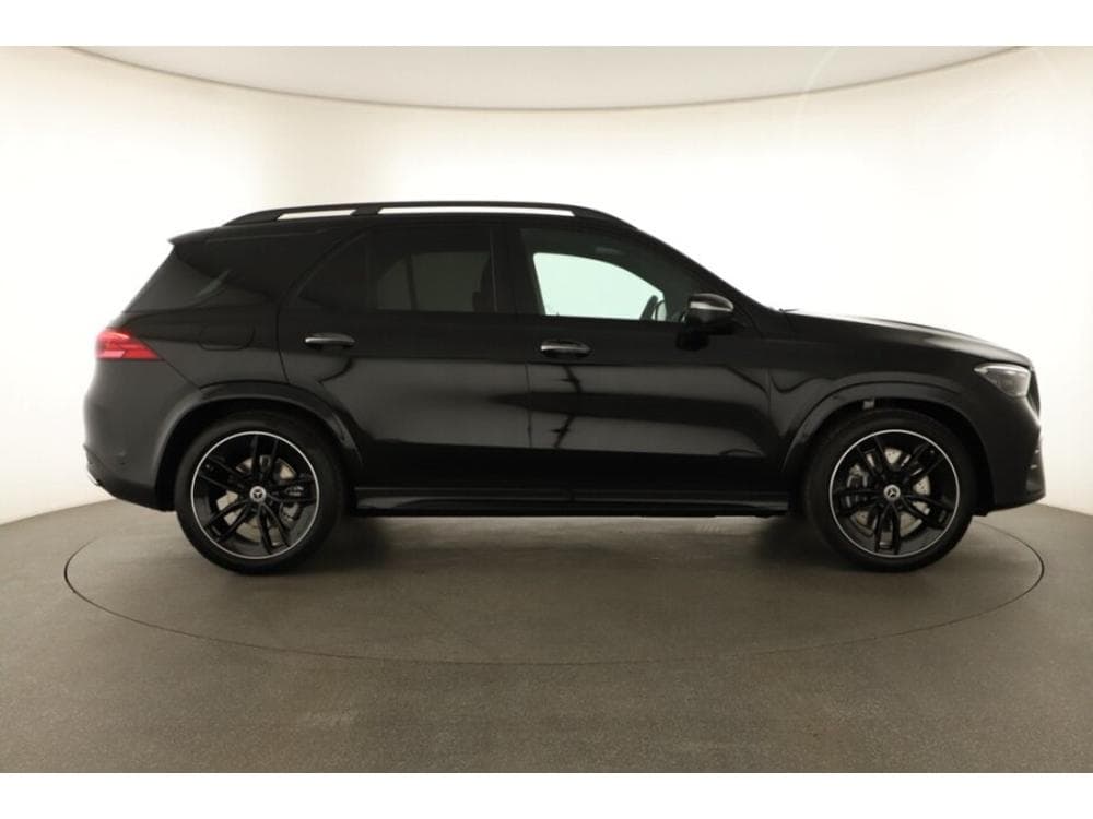 2025 Mercedes-Benz GLE - 16
