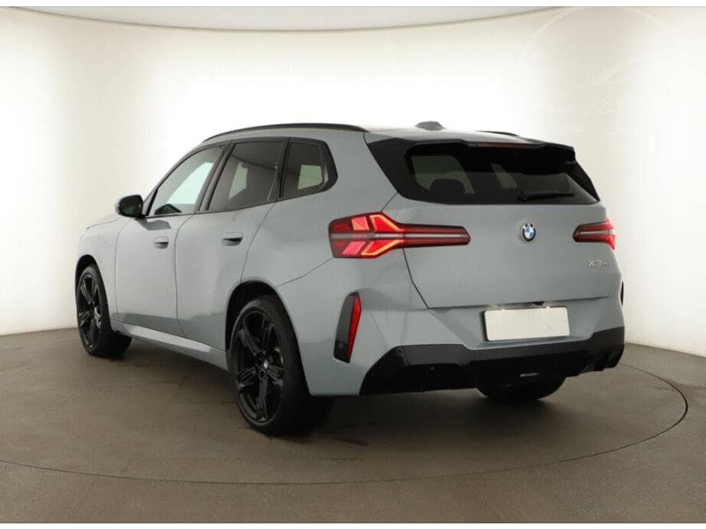 2025 BMW X3 - 10