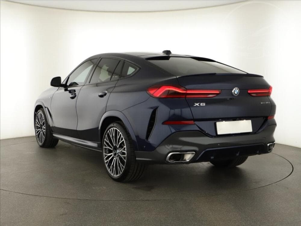 2024 BMW X6 - 10