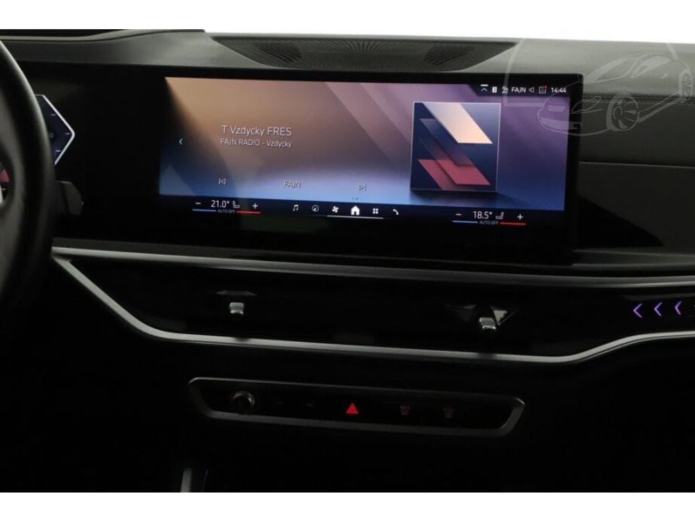 2024 BMW X6 - 25