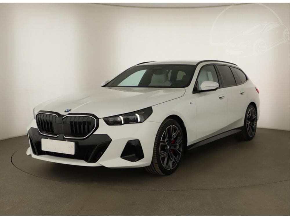 2025 BMW 5-SERIES - 4