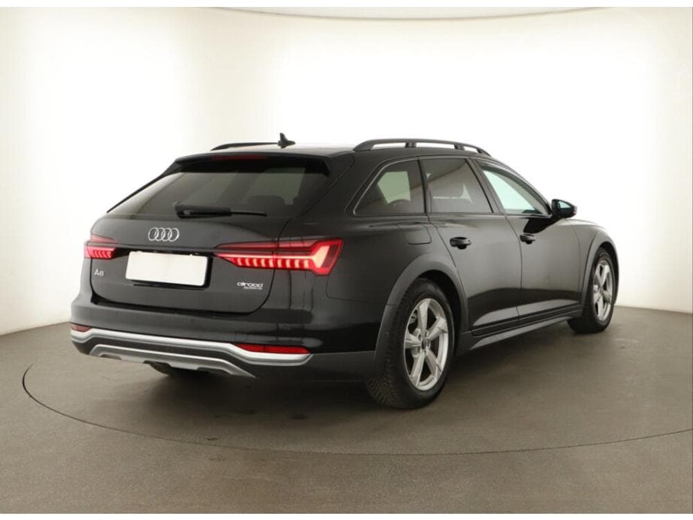 2023 Audi ALLROAD - 9