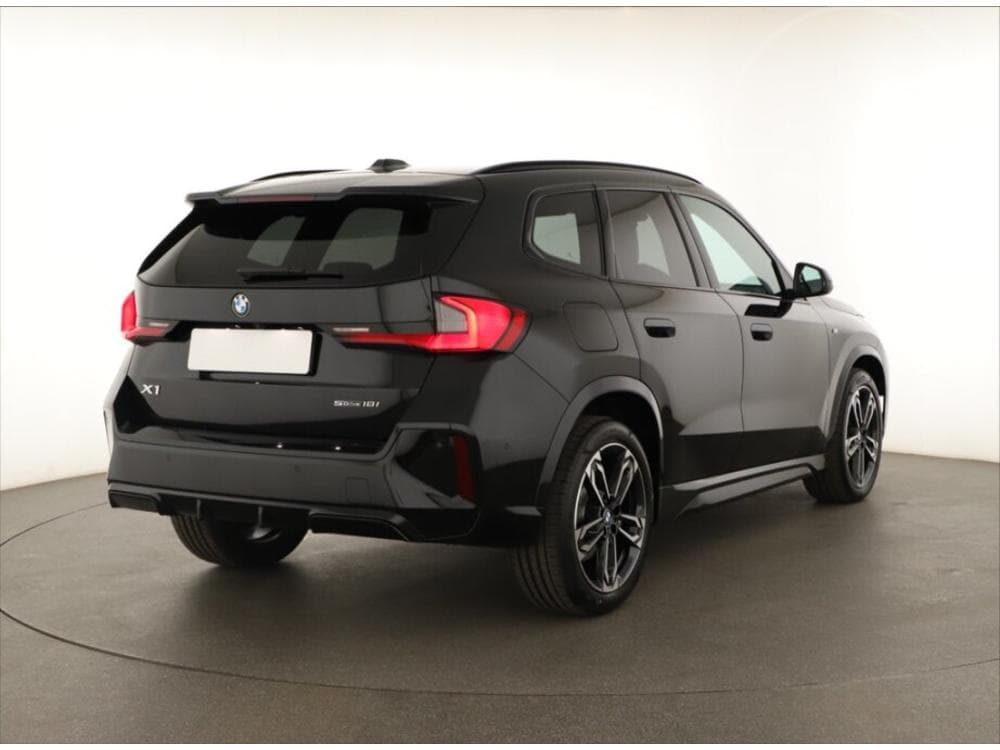 2025 BMW X1 - 9