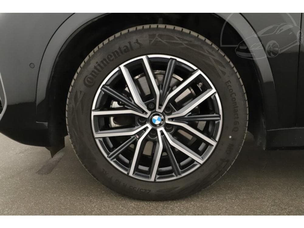 2025 BMW X1 - 23