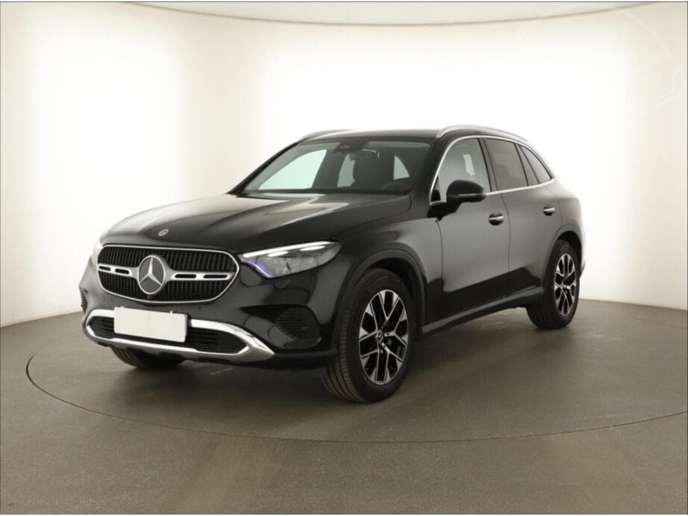 2025 Mercedes-Benz GLC - 3