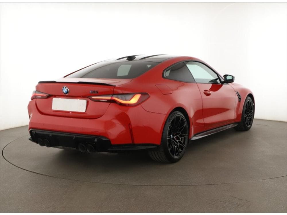 2024 BMW M4 - 9