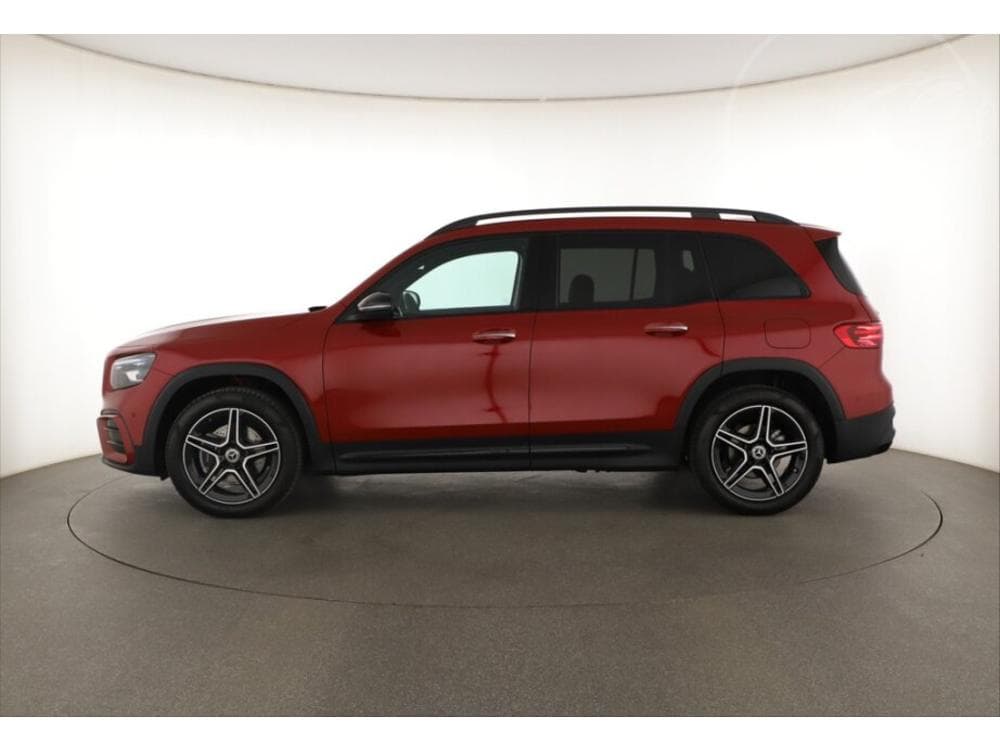 2025 Mercedes-Benz GLB - 7