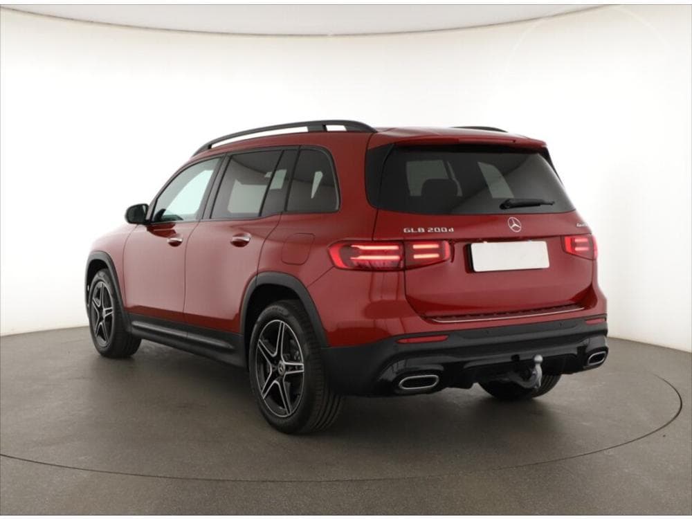 2025 Mercedes-Benz GLB - 10