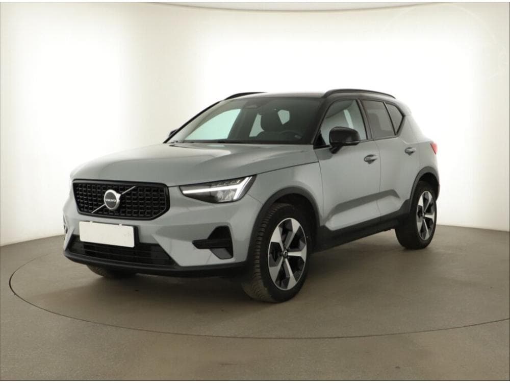 2023 Volvo XC40 - 3