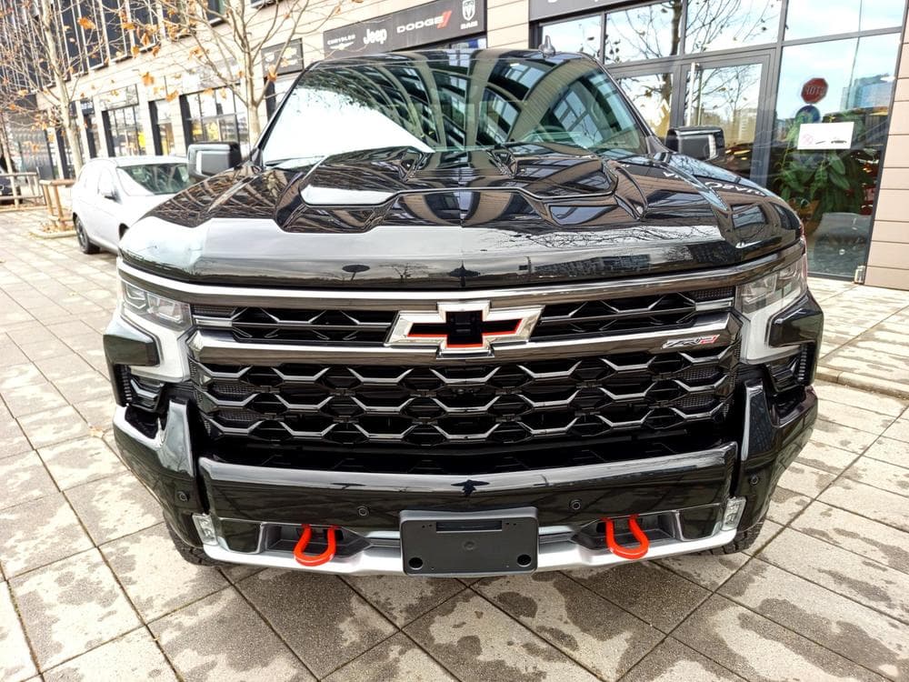 2025 Chevrolet SILVERADO - 22