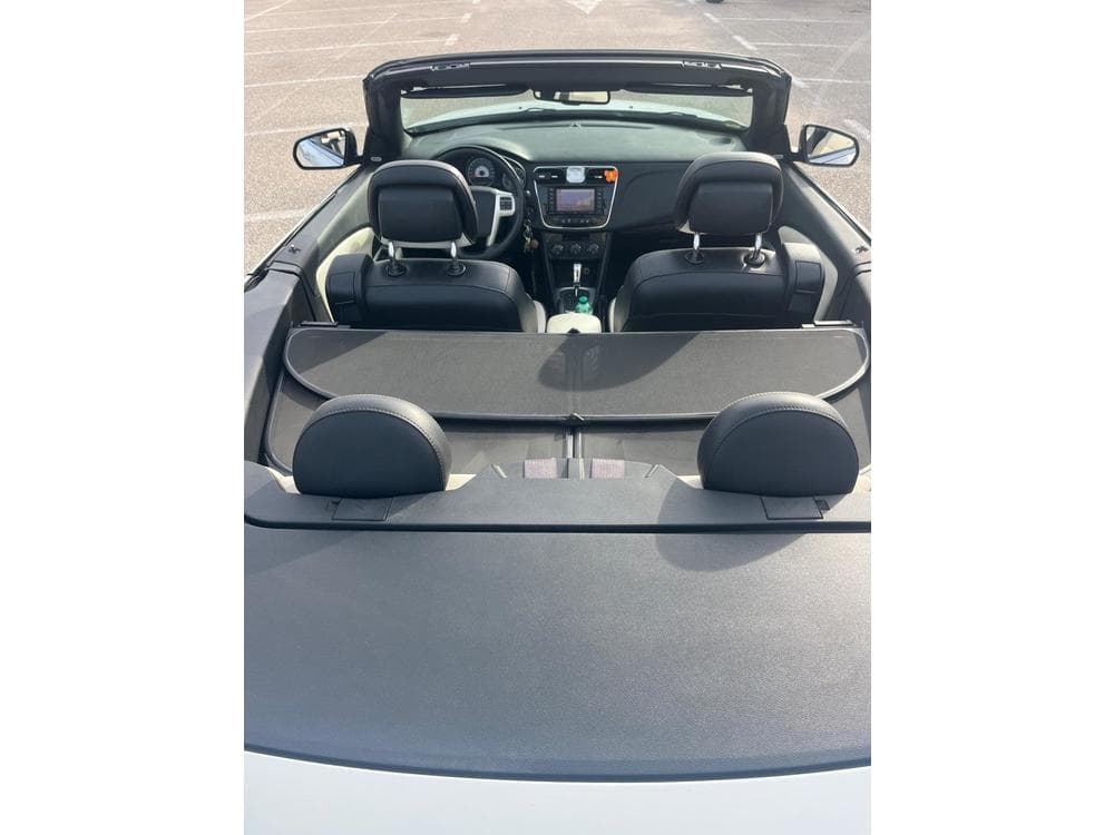 2012 Chrysler Sebring - 18