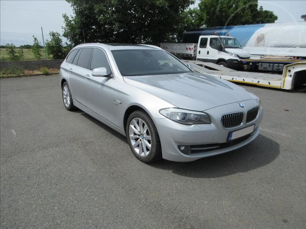 2011 BMW 5-SERIES
