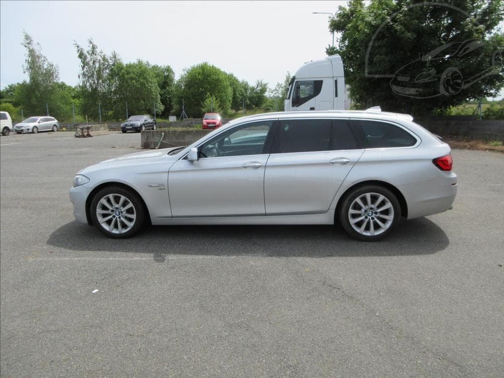 2011 BMW 5-SERIES - 5