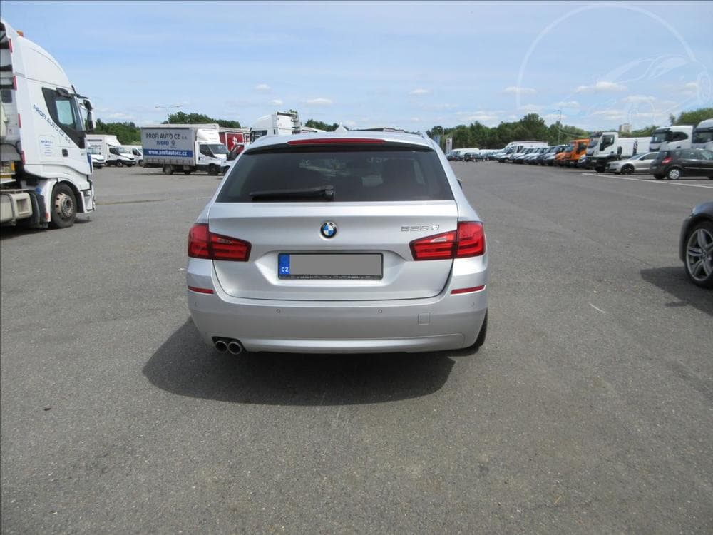 2011 BMW 5-SERIES - 7