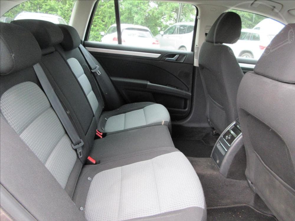 2010 Škoda SUPERB - 15