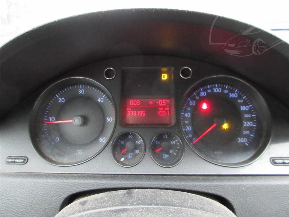 2005 Volkswagen PASSAT - 17