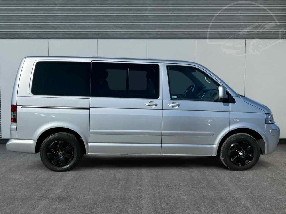 2005 Volkswagen MULTIVAN - 9